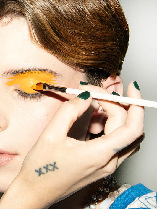 Angled Wing Tip Liner Brush - Image 5
