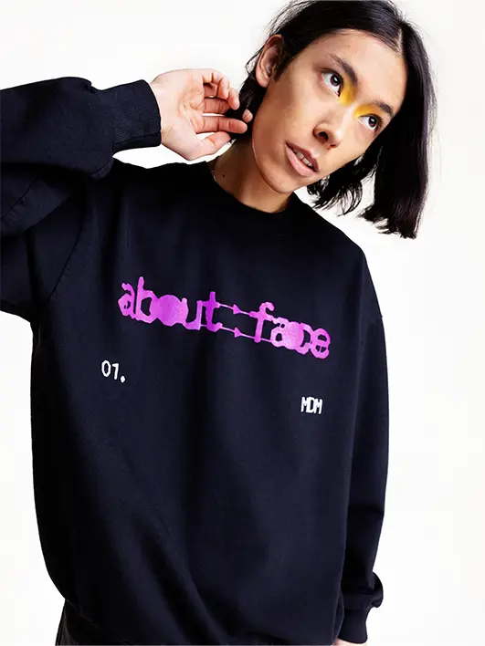 BLACK CREWNECK - Image 4