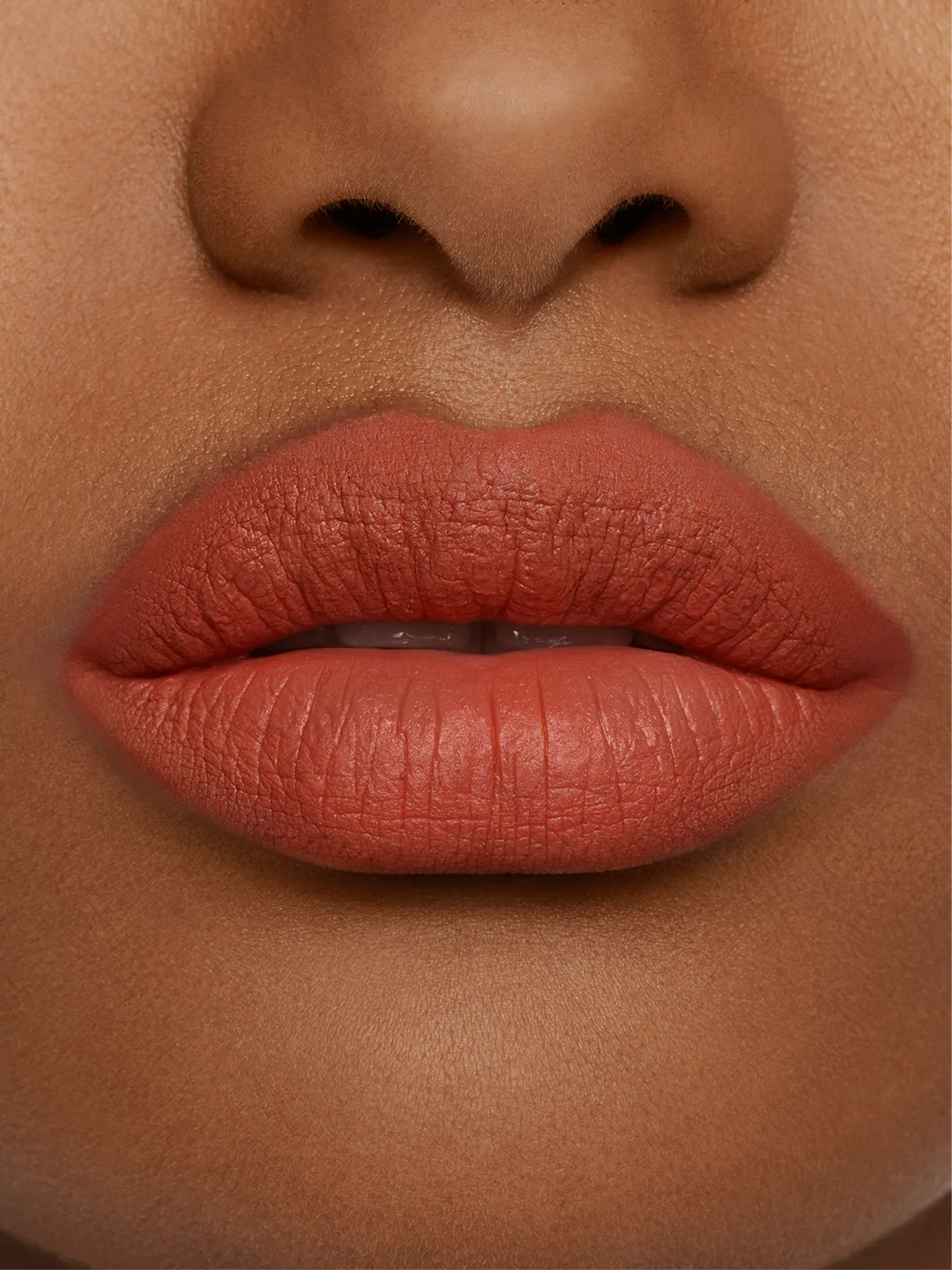 BLURRED MATTE LIP PLUMP - Image 8